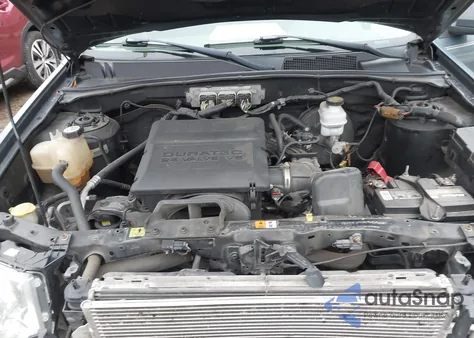 2010 Ford Escape Xlt from USA, damaged, VIN 1FMCU9DG5AKA87019